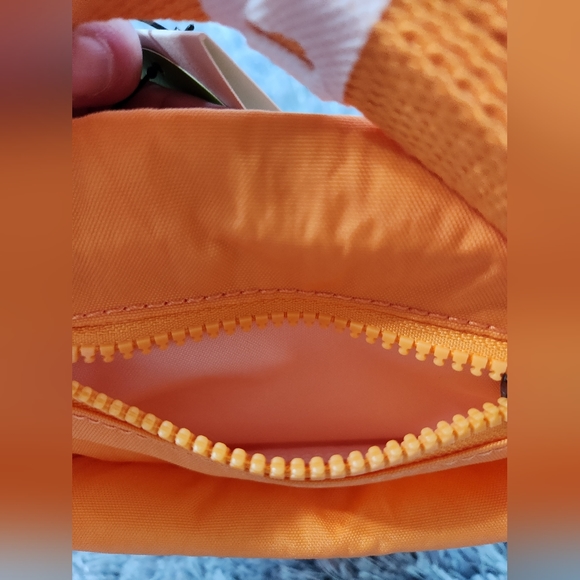 Kipling New Eldorado Crossbody Soft Apricot - Picture 6 of 9
